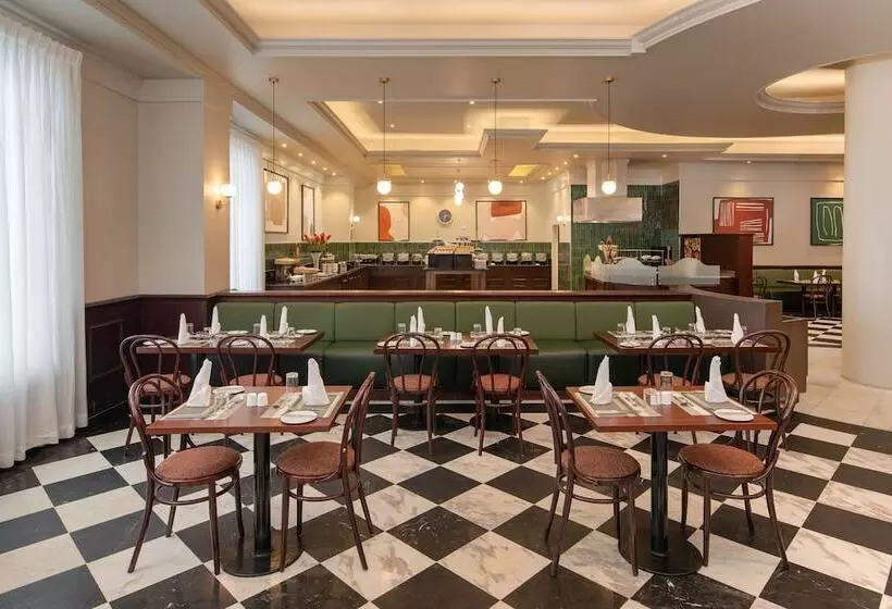 هتل Four Points By Sheraton Lagos