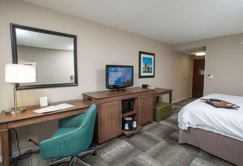 فندق Hampton Inn & Suites Cincinnati Union Center