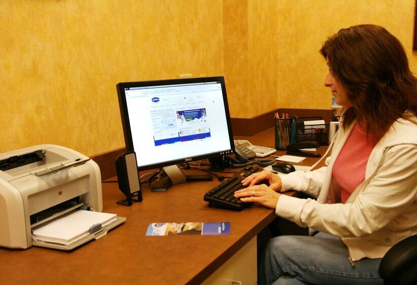 호텔 Hampton Inn And Suites Dobson