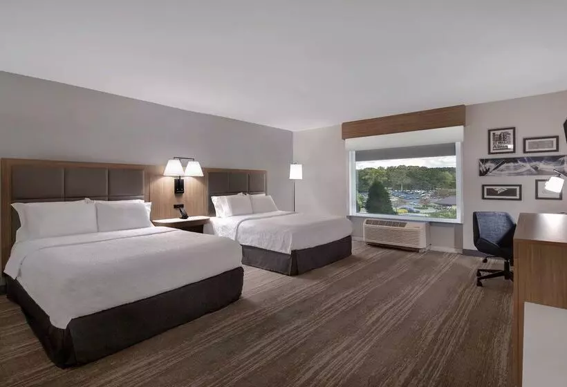 Отель Hampton Inn Easley