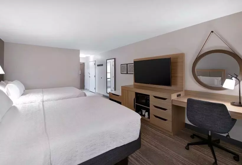 Отель Hampton Inn Easley