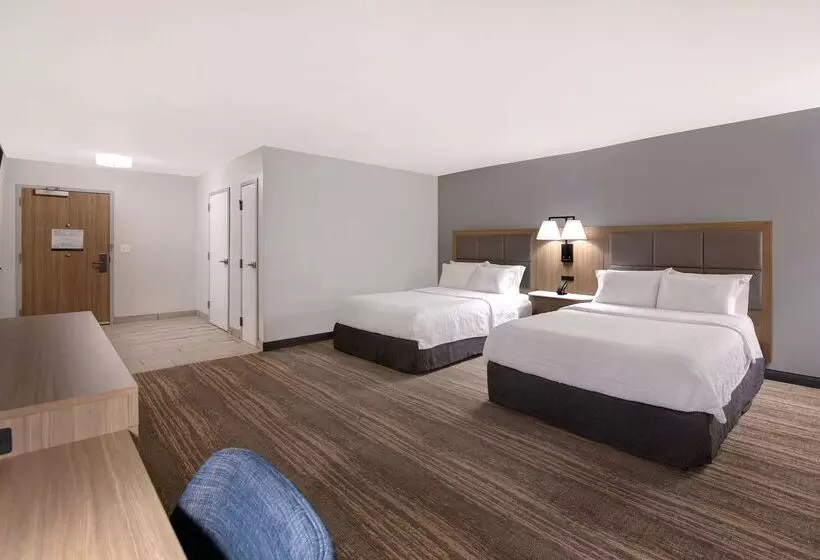 Отель Hampton Inn Easley