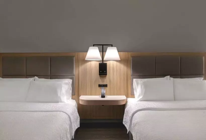 Отель Hampton Inn Easley