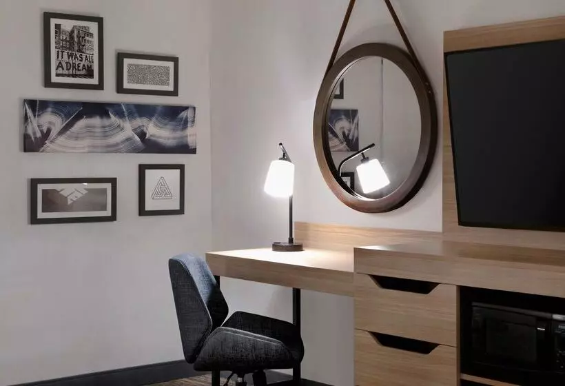 Отель Hampton Inn Easley