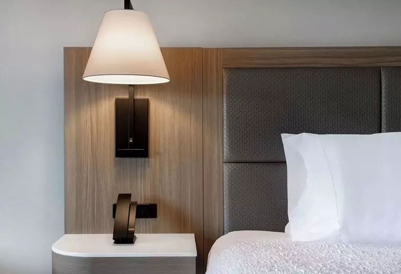 Отель Hampton Inn Easley