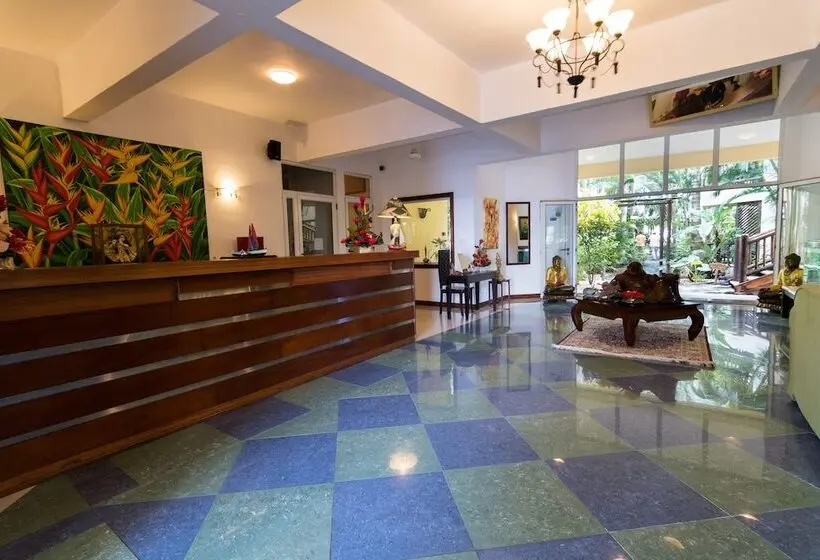 هتل Hibiscus Boutique
