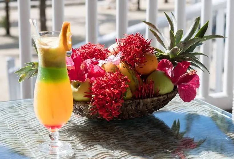 هتل Hibiscus Boutique