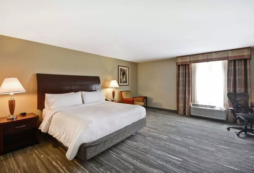 Hotel Hilton Garden Inn Riverhead