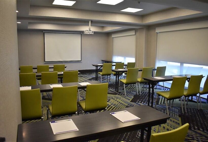 호텔 Holiday Inn Express & Suites Charlotte Concord I 85, An Ihg