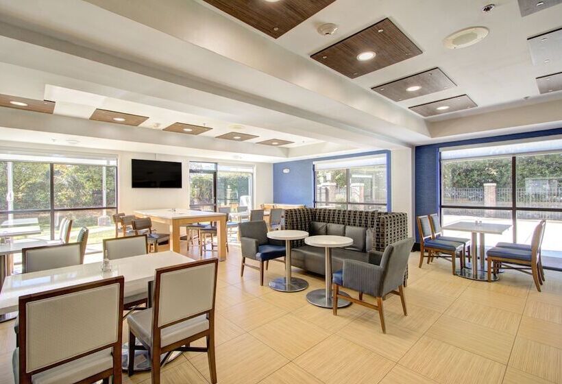 호텔 Holiday Inn Express & Suites Charlotte Concord I 85, An Ihg