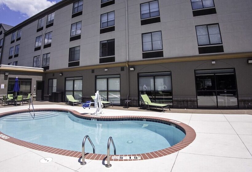 호텔 Holiday Inn Express & Suites Charlotte Concord I 85, An Ihg