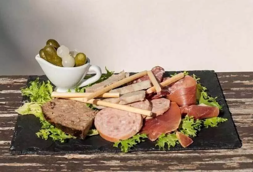 בית מלון כפרי The Originals City, Hôtel Ambacia, Tours Sud