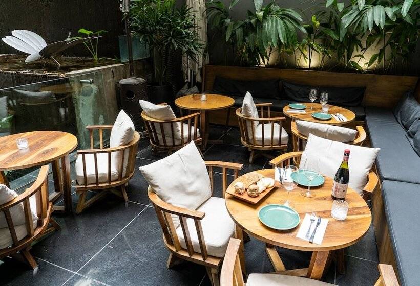 هتل Mio Buenos Aires