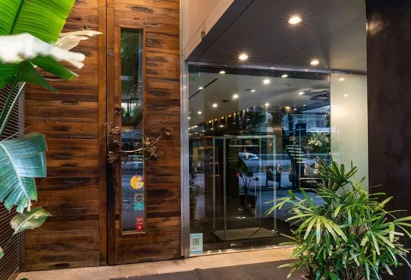 هتل Mio Buenos Aires