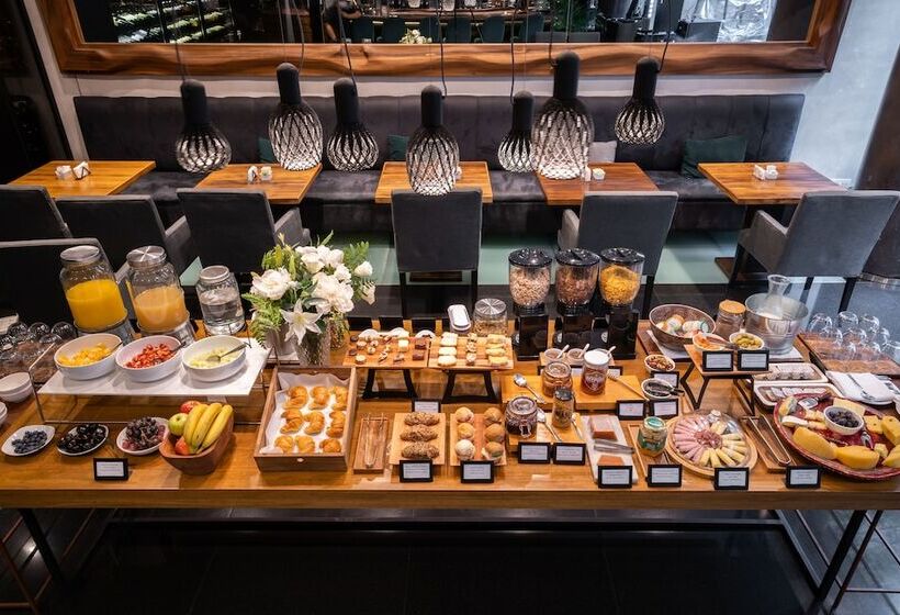 هتل Mio Buenos Aires