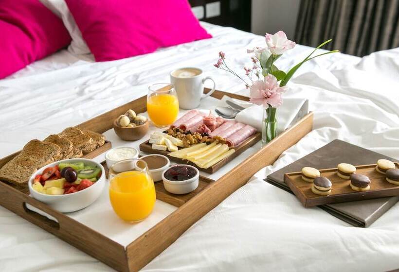 هتل Mio Buenos Aires