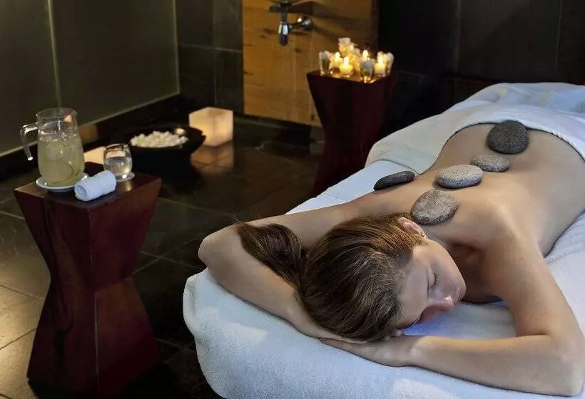 هتل Mio Buenos Aires