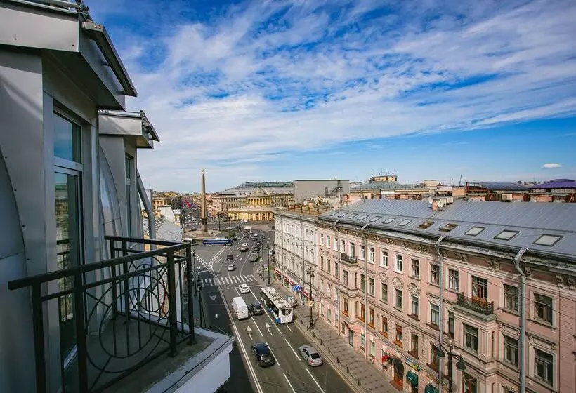 בית מלון כפרי Park Inn By Radisson Nevsky St Petersburg