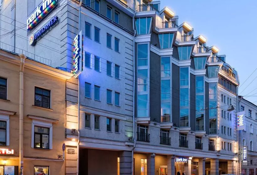 בית מלון כפרי Park Inn By Radisson Nevsky St Petersburg