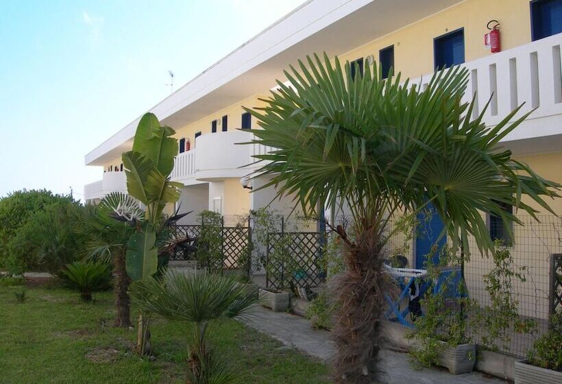 فندق Residence Oasi Salento
