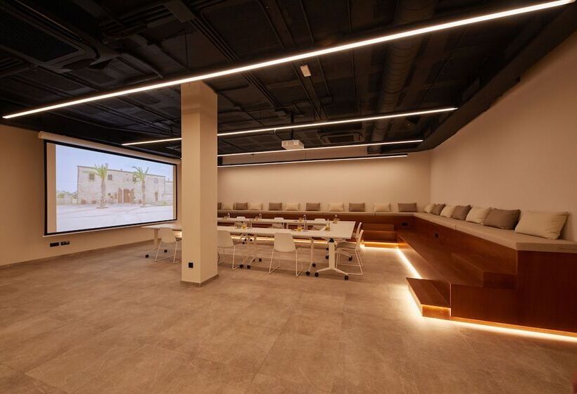 فندق ريفى Rural Es Riquers