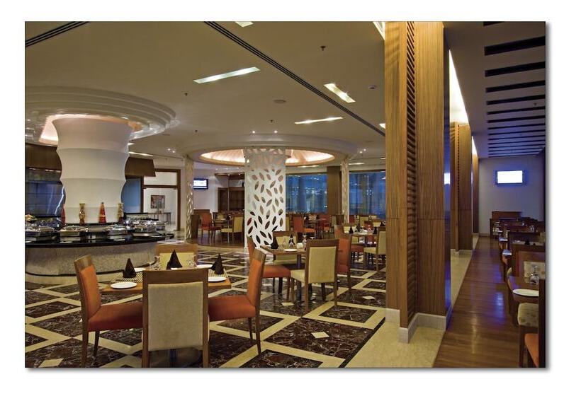 هتل The Cabbana Resort & Spa