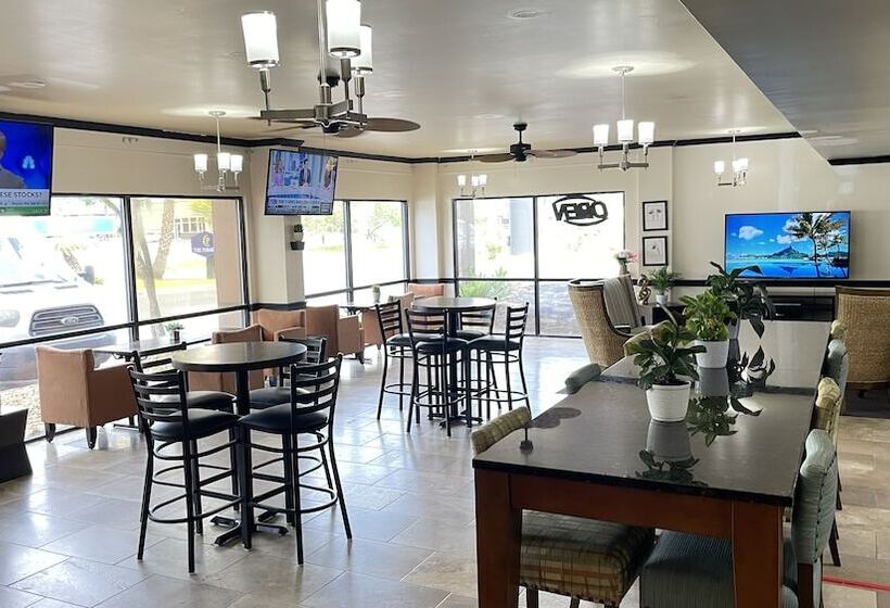 فندق The Paragon Of Golden Isles