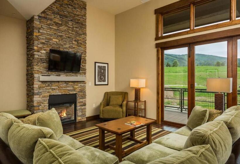 فندق Trailhead Lodge 4100