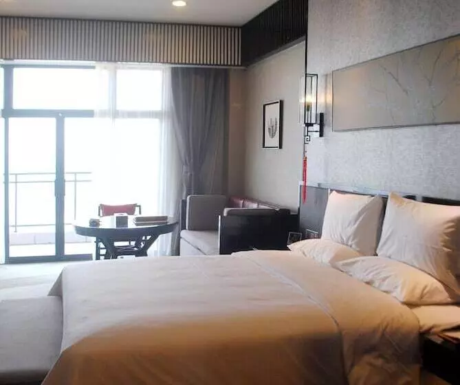 Отель Huaqing Aegean Inter Hot Spring Resort