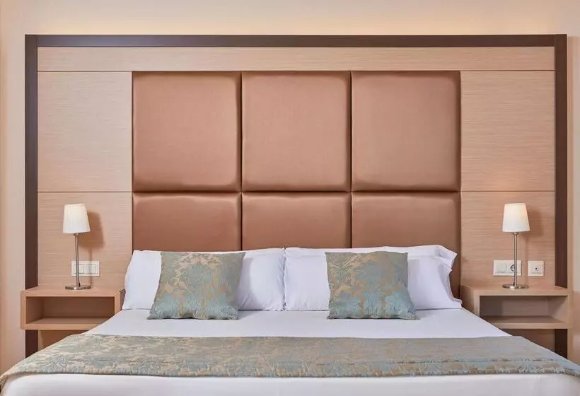 Zafiro Cala Mesquida