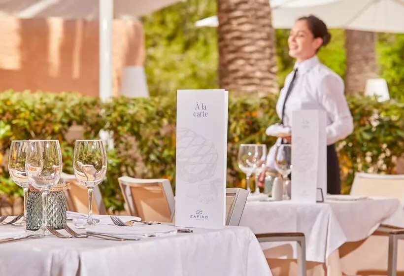 Zafiro Cala Mesquida