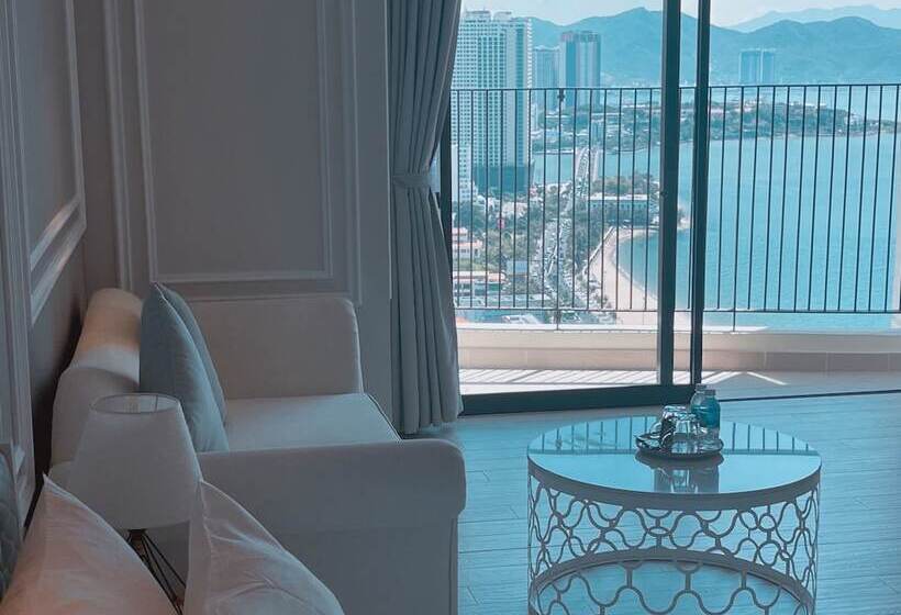 هتل Balcony Sea View Apartments Nha Trang