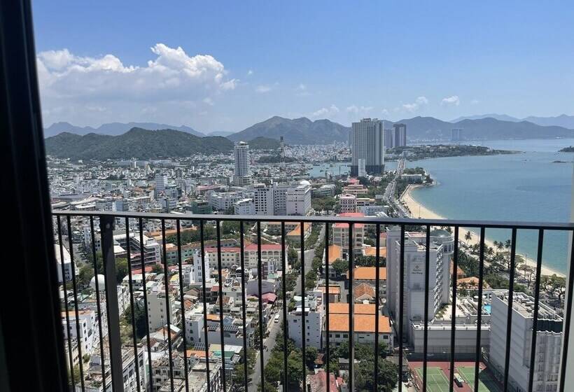 هتل Balcony Sea View Apartments Nha Trang