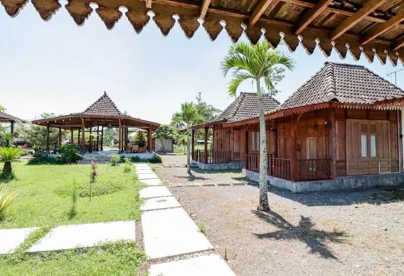 Hotel Balkondes Duta Menoreh