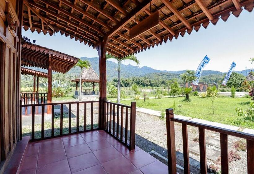 فندق Balkondes Duta Menoreh