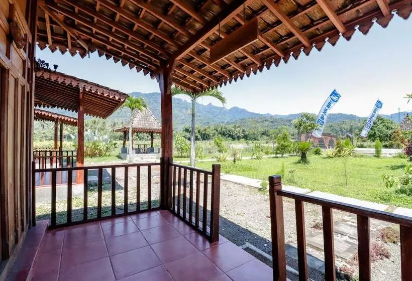 Hotel Balkondes Duta Menoreh