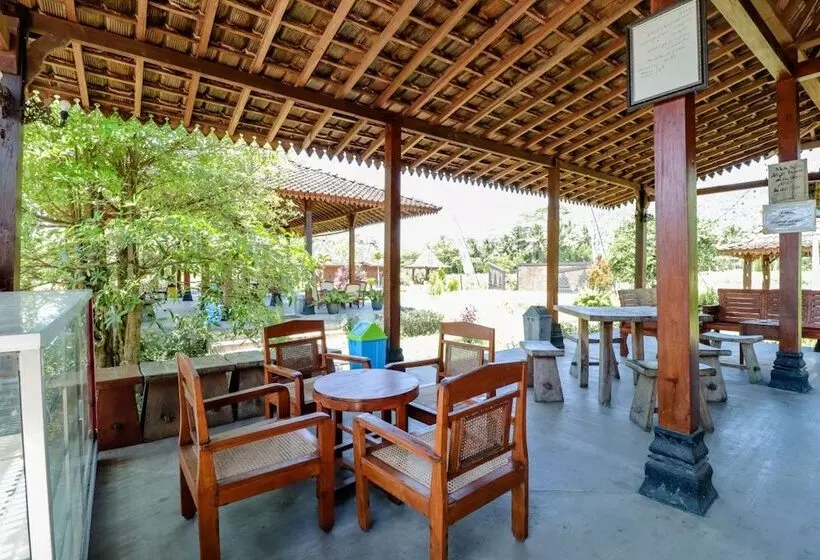 Hotel Balkondes Duta Menoreh