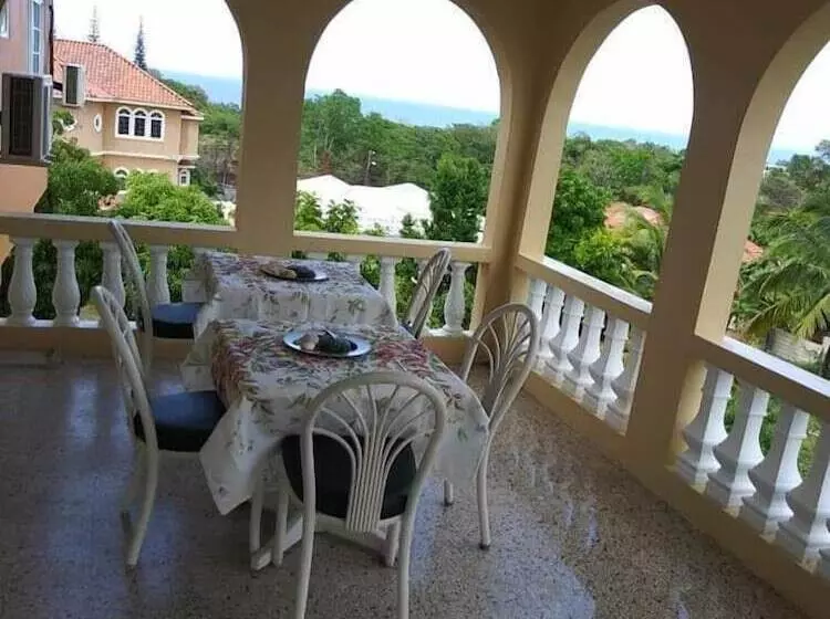 هتل Lagardan Ocean View