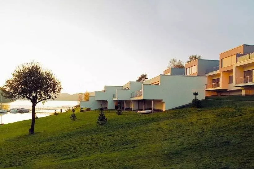 Hotelli Lemon Resort Spa