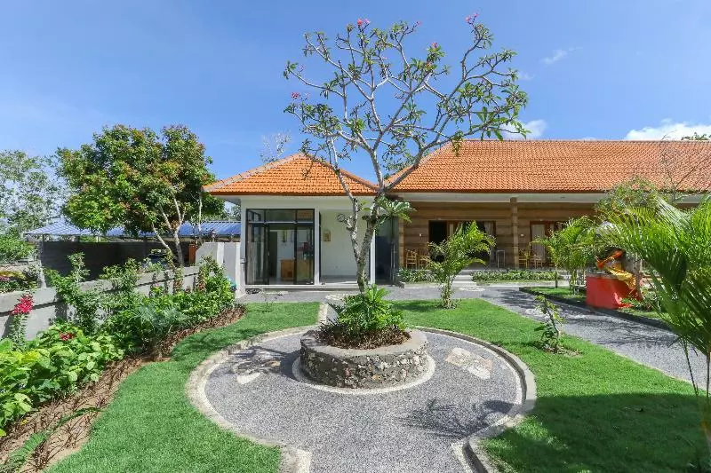 ホテル Manik Homestay Uluwatu