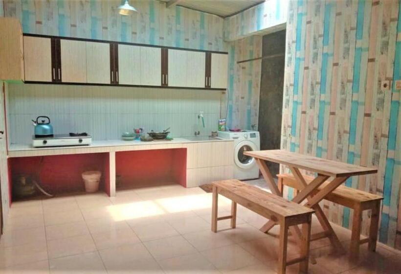 Majatalo Penginapan Rudi Syariah