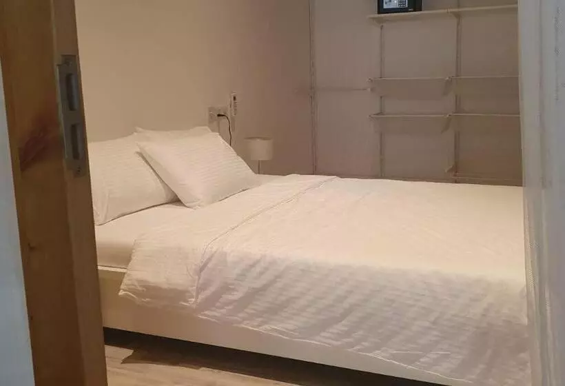 تختخواب و صبحانه Origami Inn Himandhoo