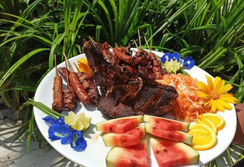 تختخواب و صبحانه Origami Inn Himandhoo