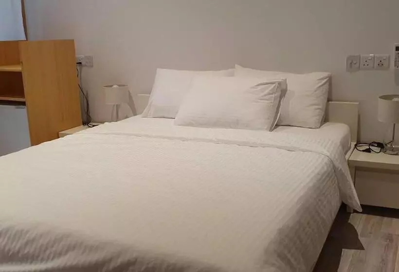 تختخواب و صبحانه Origami Inn Himandhoo