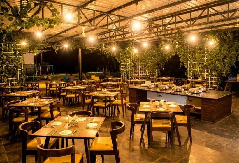 ホテル Dandeli Tiger Cottages