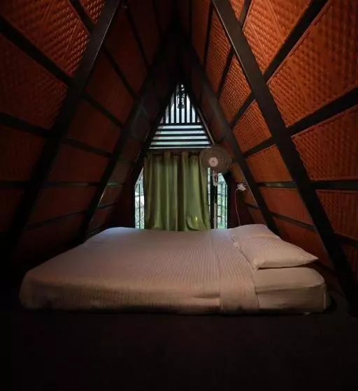 Hotelli Holistic Stay Eco Resort & Ayurvedic Retreat