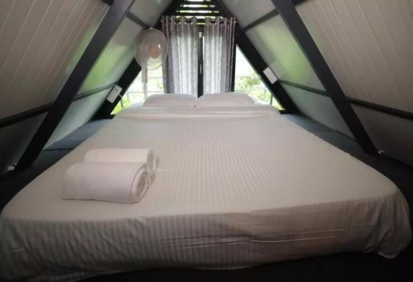 Hotelli Holistic Stay Eco Resort & Ayurvedic Retreat