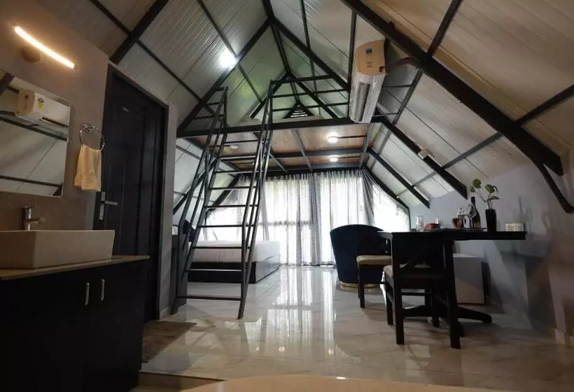 Hotelli Holistic Stay Eco Resort & Ayurvedic Retreat