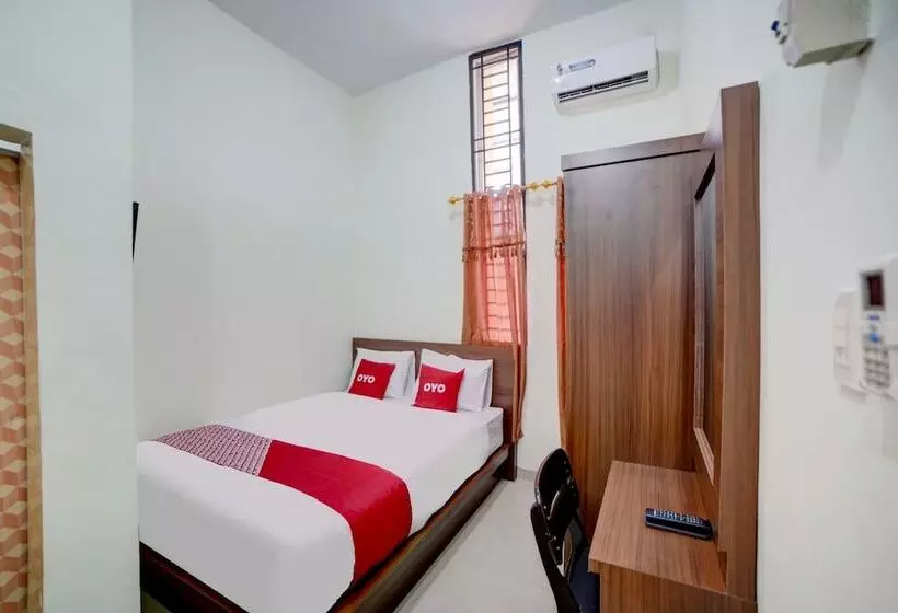 ホテル Reddoorz At Teratai Homestay Medan Amplas