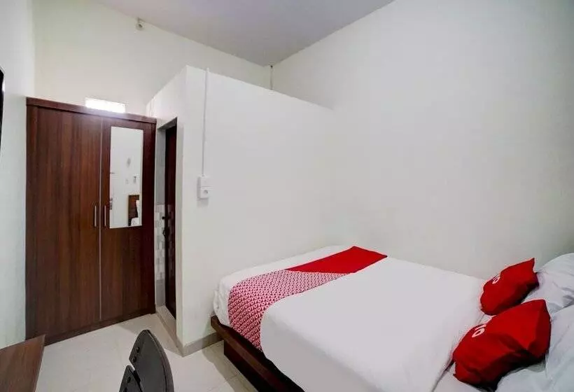 ホテル Reddoorz At Teratai Homestay Medan Amplas